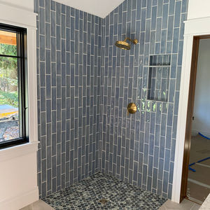 Les Cheneaux beach bath