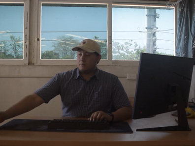 Entrevista al ingeniero Carlos Alberto Rosique, gerente de Inbobat, empresa tabasqueña especializada en la producción de bolsas de polietileno.