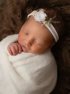 newborn photography baby photo shoot liva studio bristol