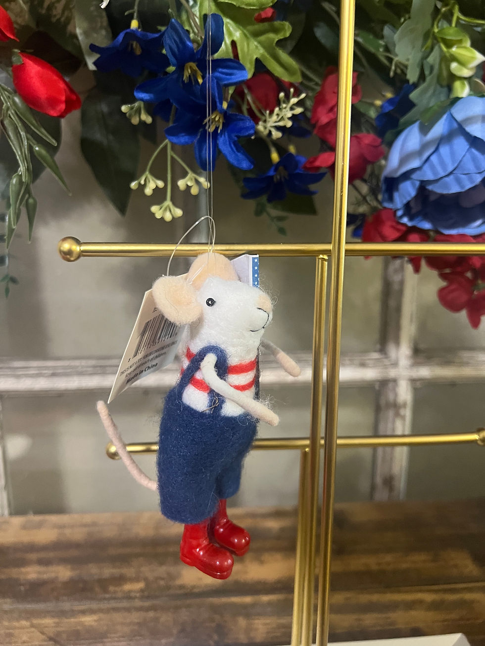 Thumbnail: Needle-Felted Patriotic Mouse Accent – Americana Felt Ornament & Two-Tier Tray D