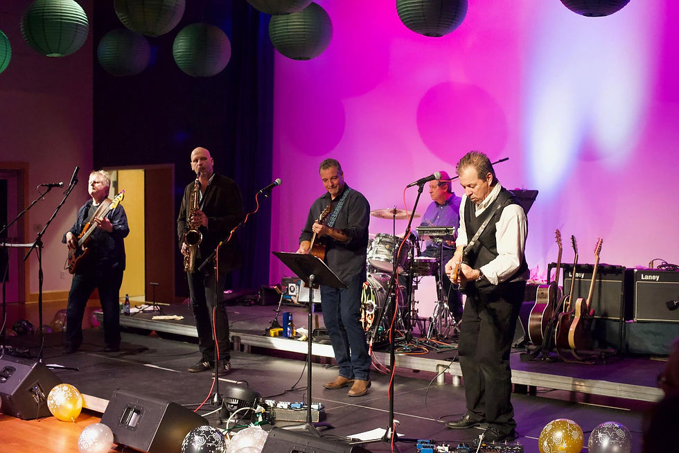 Hot Acoustics at Framingham Country Club - Private Holiday Party