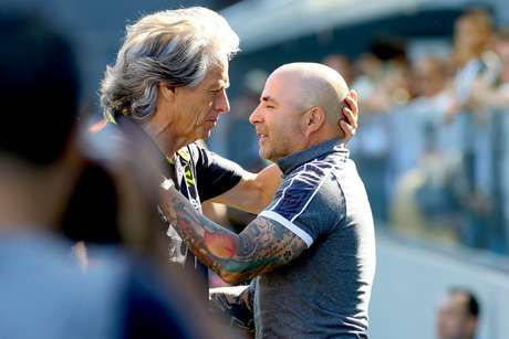 Jesus e Sampaoli, campeão e vice brasileiros, se encontram em Santos 4x0 Flamengo. Foto: Mauricio de Souza / Diário do Litoral