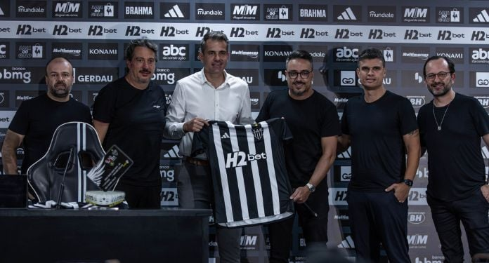 A H2Bet estreia no mundo do futebol na camisa do Atlético-MG. Divulgação / Atlético Mineiro