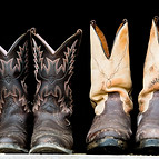 boots-3389344_1280.jpg