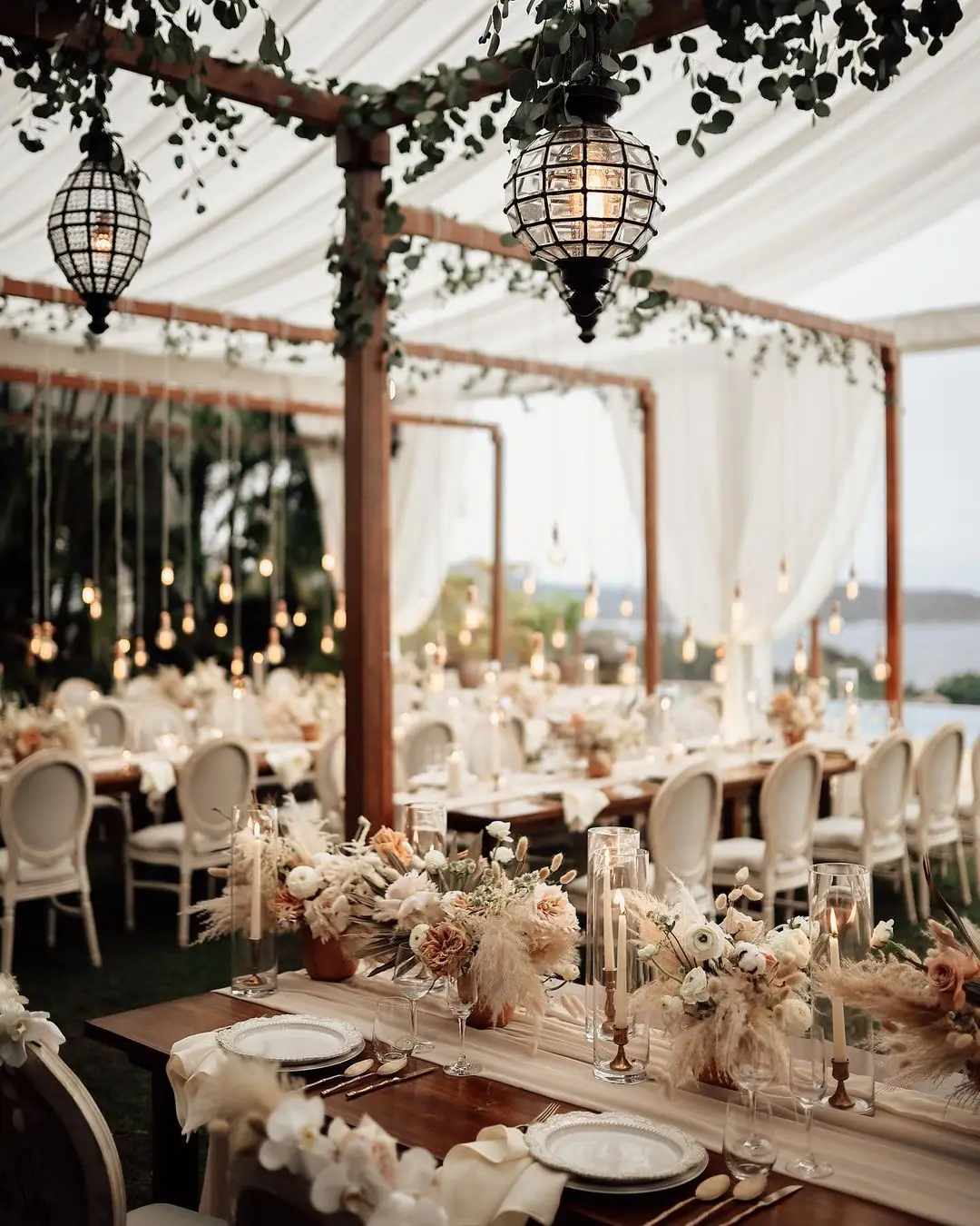 vintage outdoor wedding venue reception decor