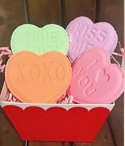 V-Day Conversation Bath Bomb