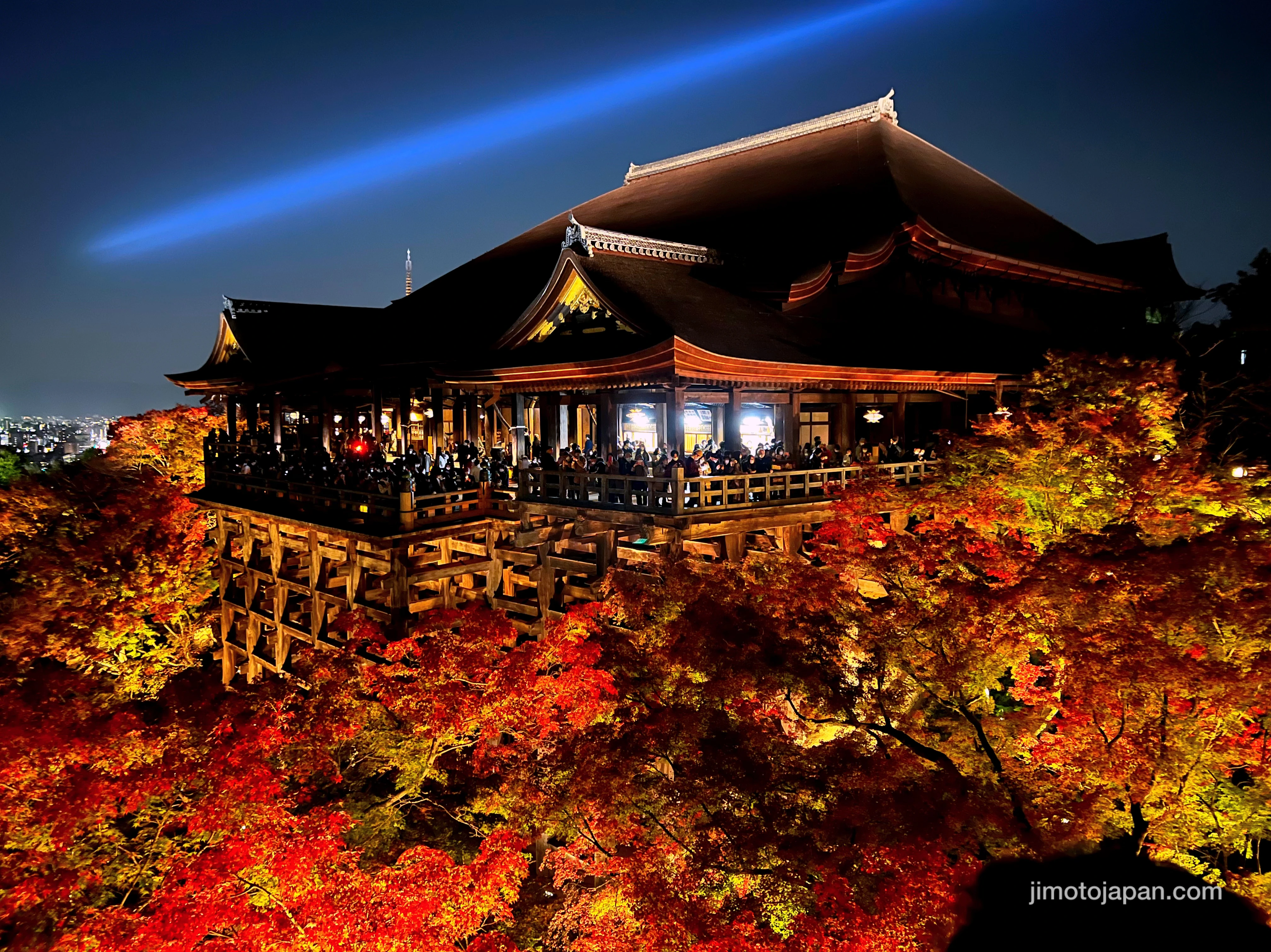 Kiyomizu-dera autumn foliage