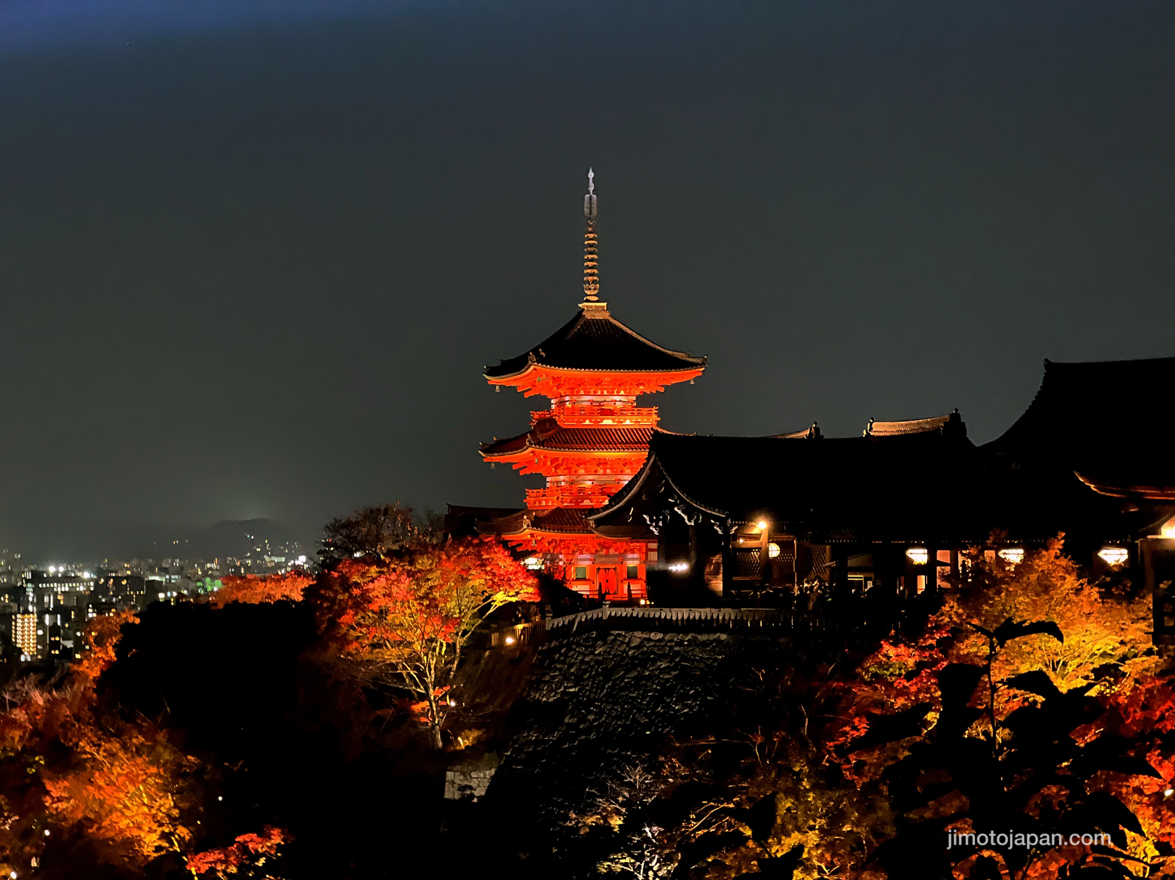 Kiyomizu-dera autumn foliage