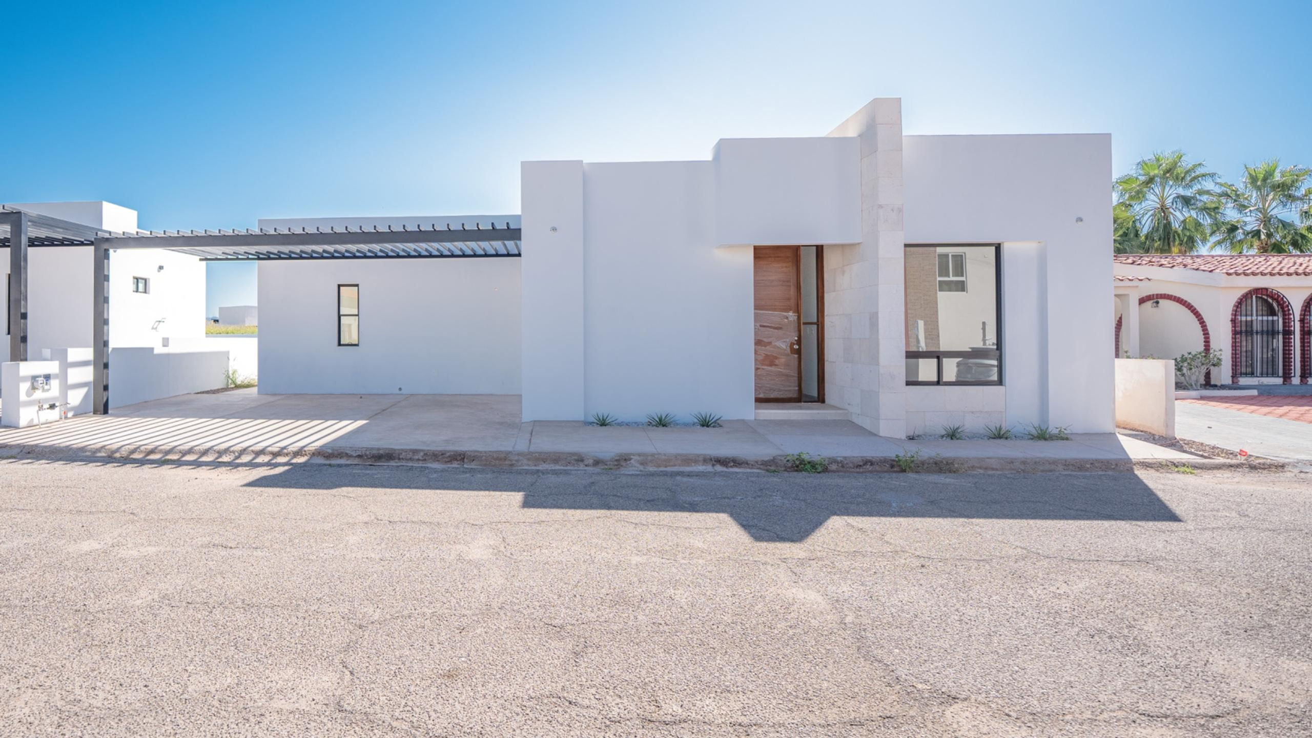 Casas nuevas en Country Club, San Carlos