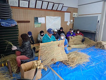 北陸最大級の左義長の藁山が完成しました