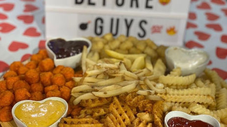 GALENTINE'S DAY: FRIES BOARD