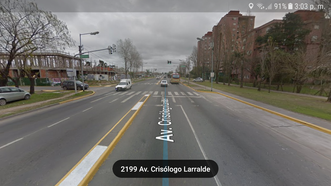 Giro izquierda sobre Crisólogo Larralde