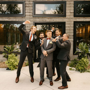 groomsmen at barn wedding venues near me-groomsmen at celestial farms wedding venue in clio, michigan