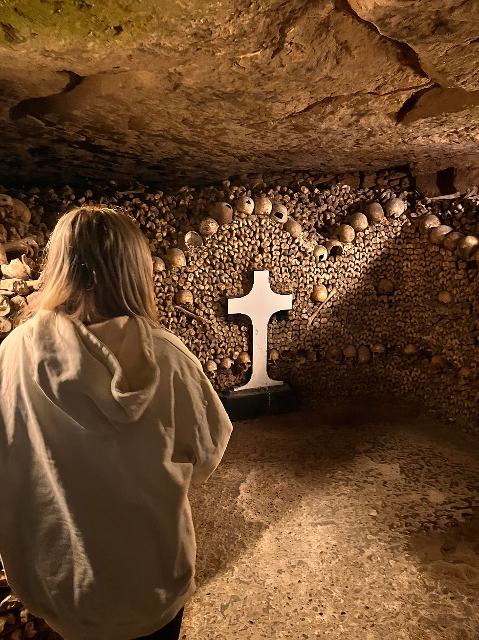 travel hacks for the catacombs in paris france