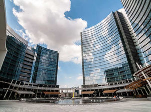 Porta_Nuova_-_photo_by_Eugenio_Marongiu_-_Shutterstock.com.jpg