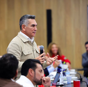 EN UNIDAD, LA OPOSICIÓN GANARÍA A MORENA 12 GUBERNATURAS EN 2027: ALEJANDRO MORENO