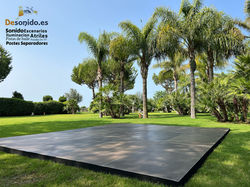 Pista de baile para boda en la aldea del Rocio.