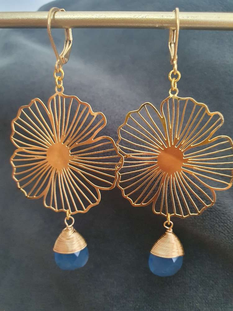 Miniature : Boucles fleurs dentelles et gouttes précieuses
