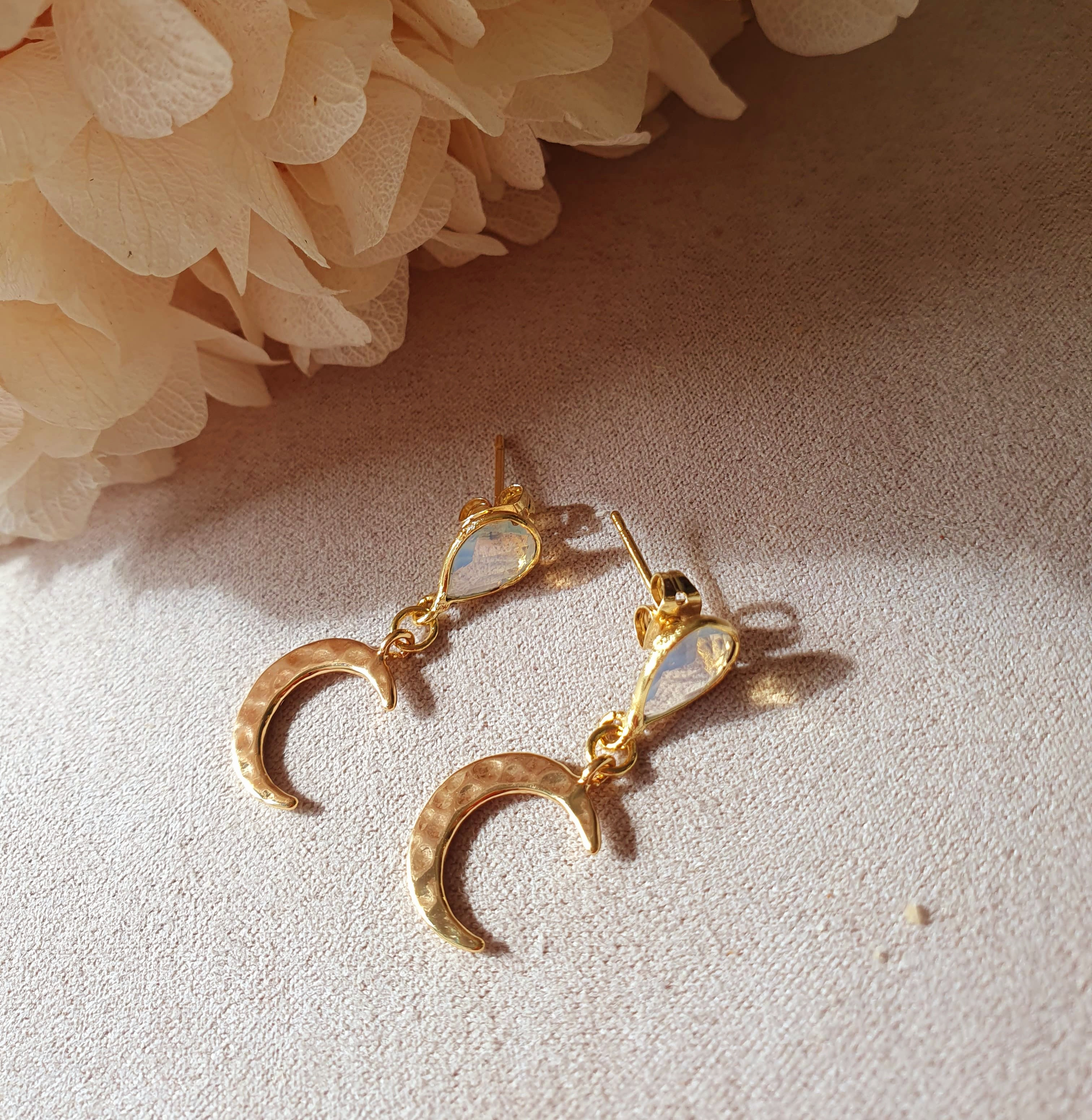 Boucles lune / 3 pierres fines