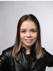 Holly Bates