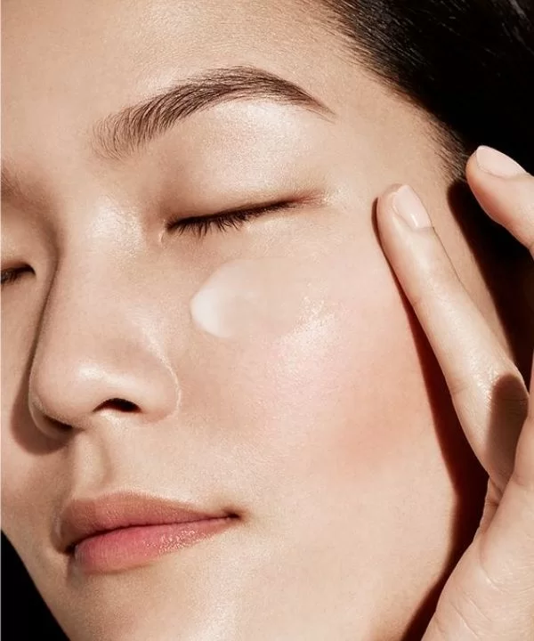 Como aplicar os produtos corretamente no rosto?