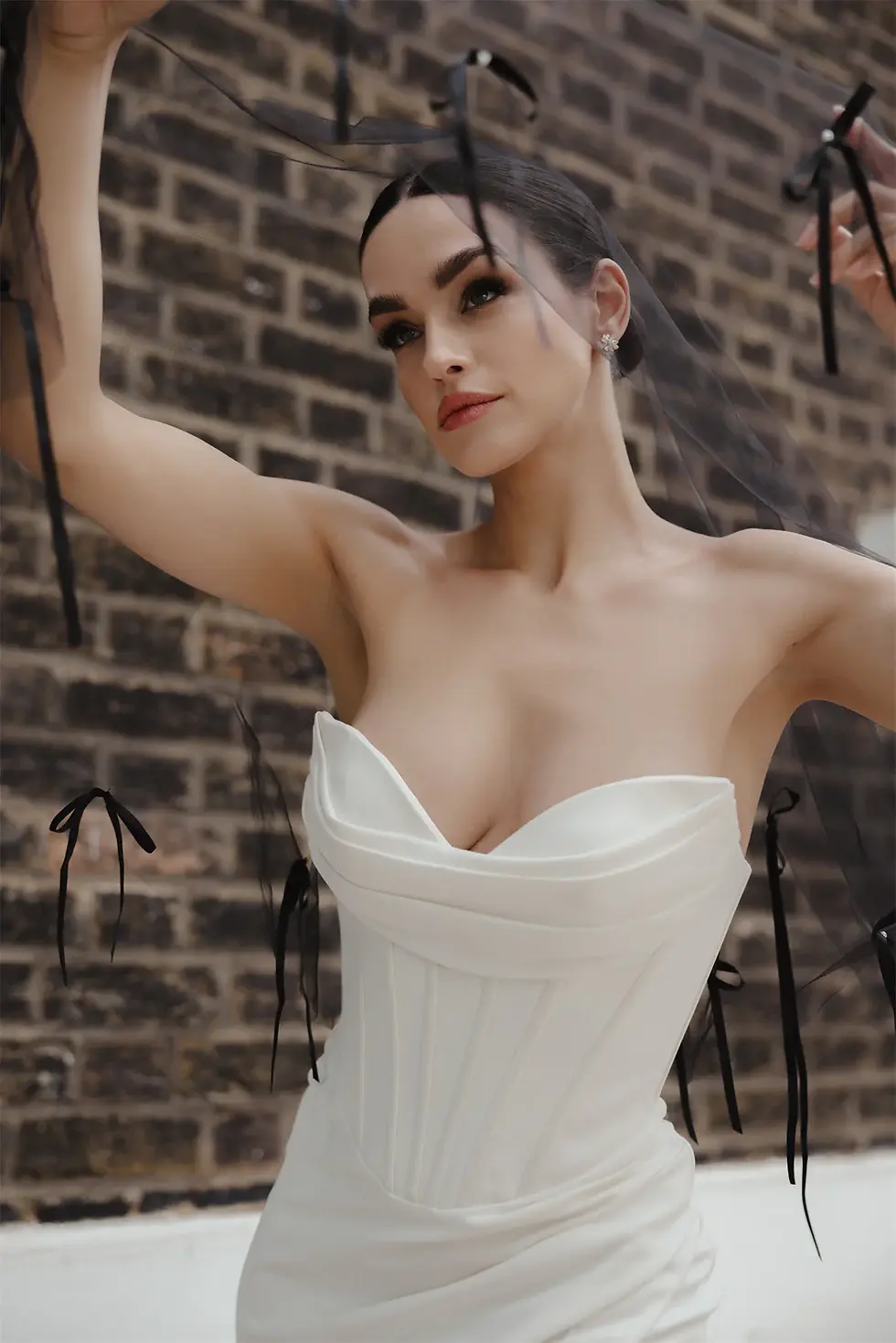 mandy jessica couture bridal studio fitted rouched basque waist plain