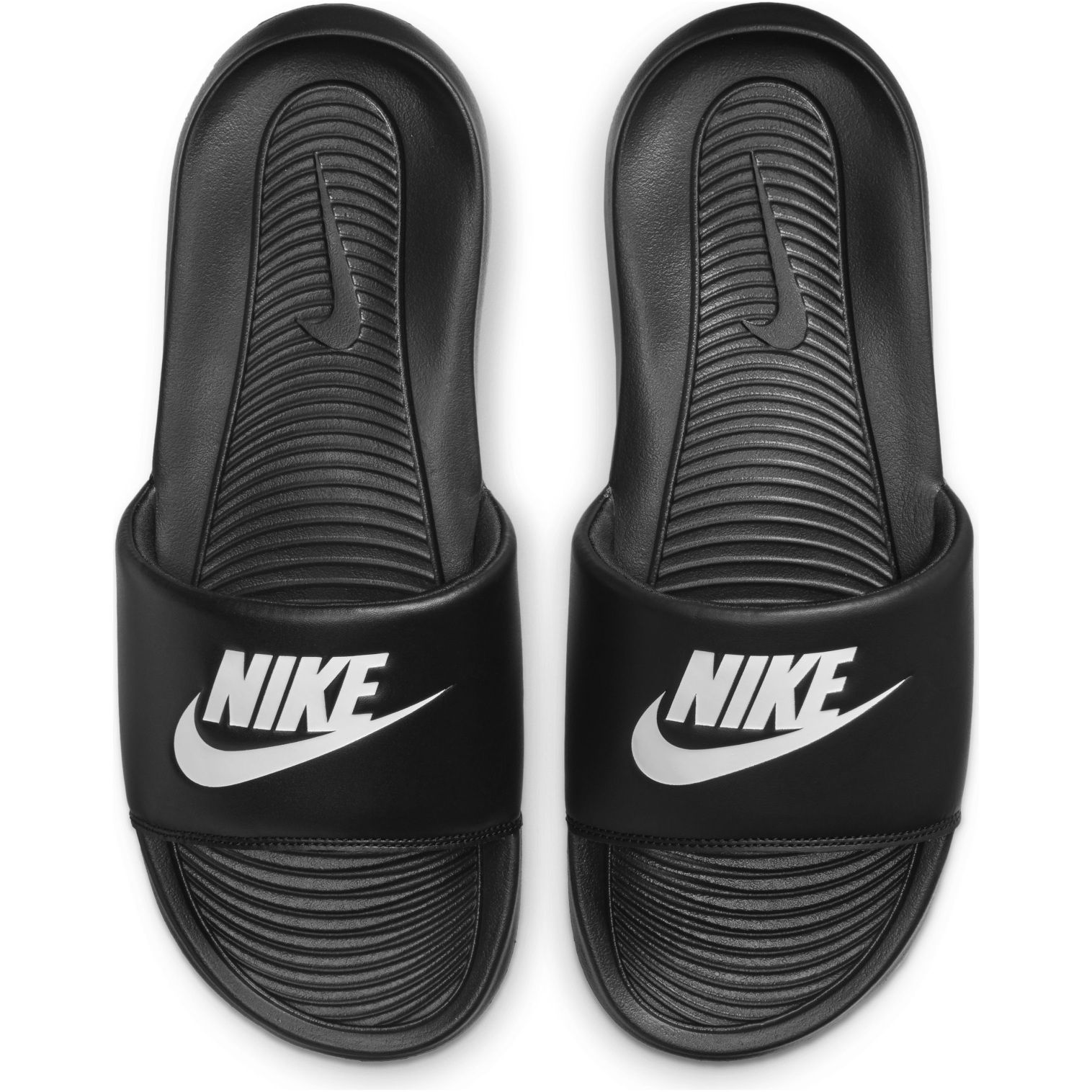 Nike Victori One