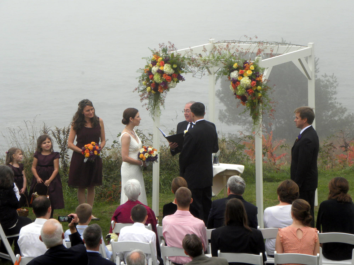 arbor decor Grey Haven's Inn