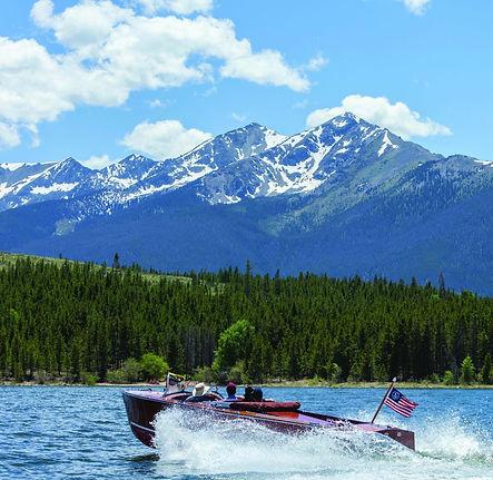 Credit-Todd-Powell-dillon-powerboat-1050x1240.jpg