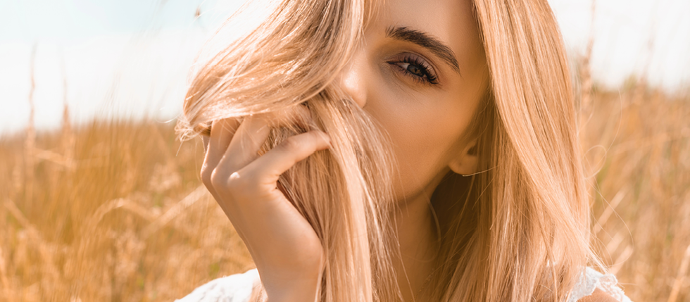 Oli essenziali per i capelli: piccole gocce, grandi risultati