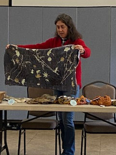 MUSHROOMS, MISTLETOE AND ONION SKINS………..to dye for!!