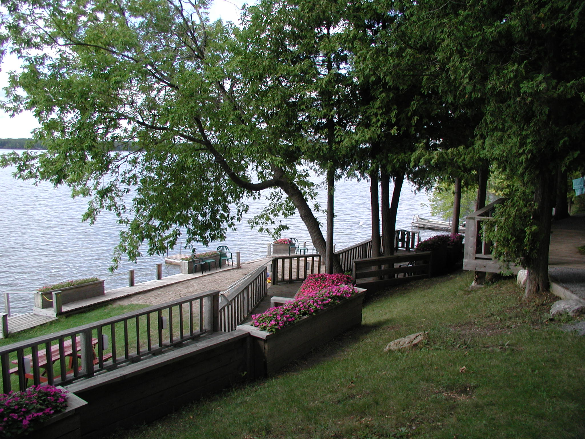 Photos of Redwing Cottages in Kawartha Lakes, Buckhorn