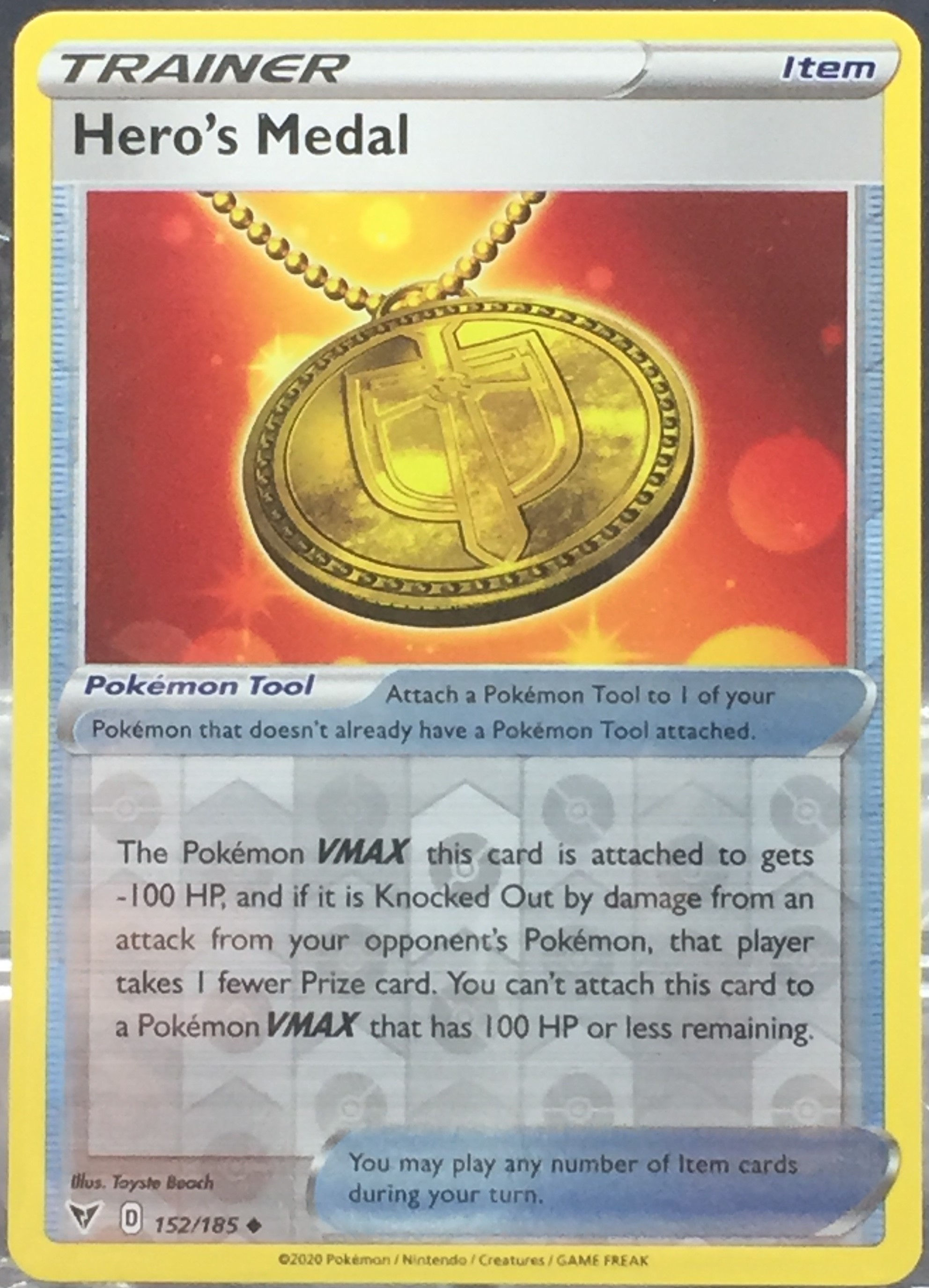 Hero's Medal - Reverse Holo - 152/185 - (NM-M)