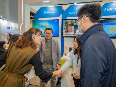 企业历程回顾｜2024乐龄科技博览暨高峰会