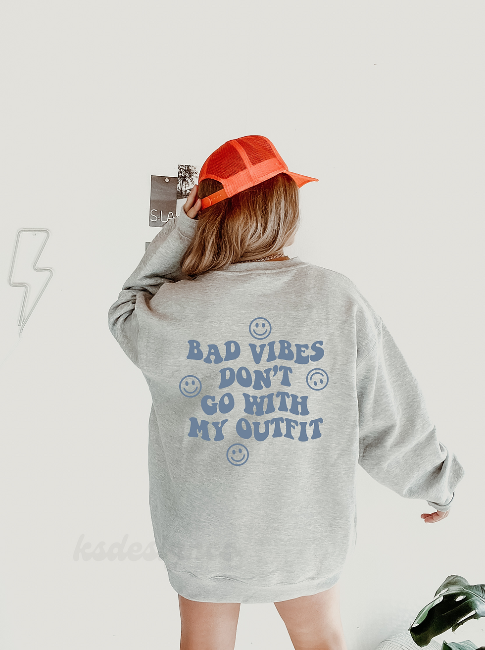 Thumbnail: Bad Vibes Don't Go With My Outfit