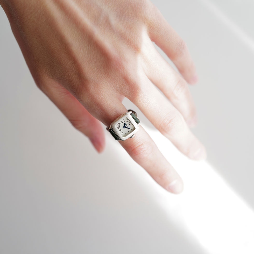 Thumbnail: Pair-Cube Leather