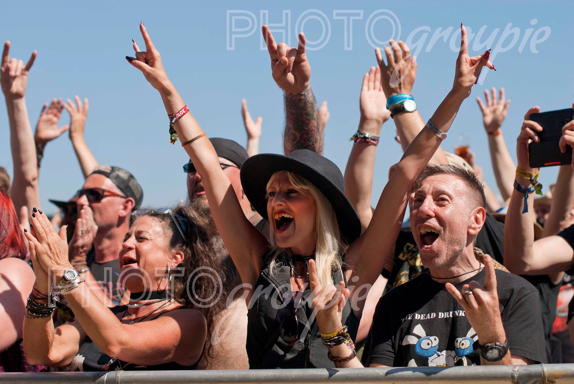 crowd ramblin man web