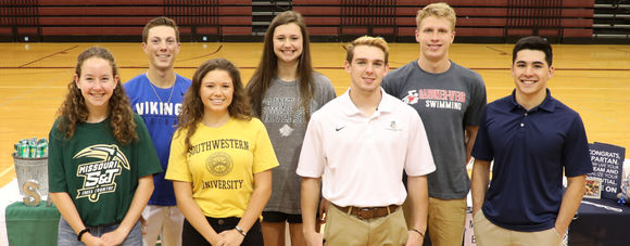 DSHS SENIORS SIGN NATIONAL LETTERS OF INTENT