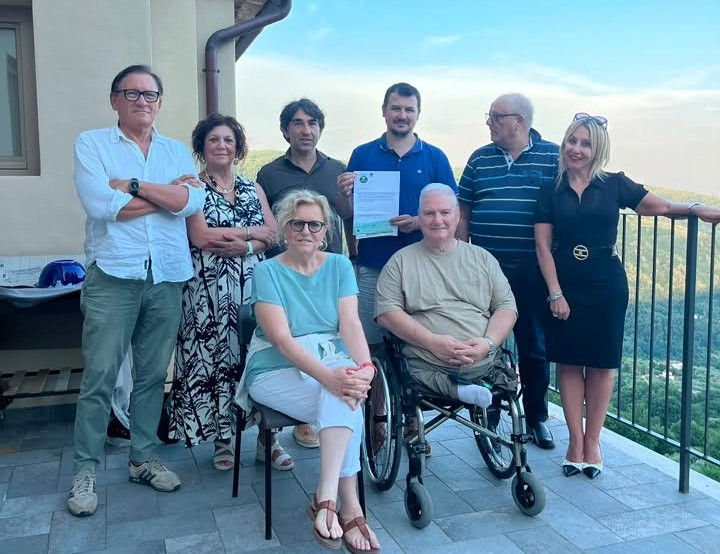 marliana. UN NUOVO DAE PER AVAGLIO GRAZIE AL LIONS CLUB