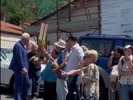 CONTESTAZIONE A GIANI A SAN MARCELLO PISTOIESE: TENSIONE E DIALOGO DURANTE LA VISITA ISTITUZIONALE