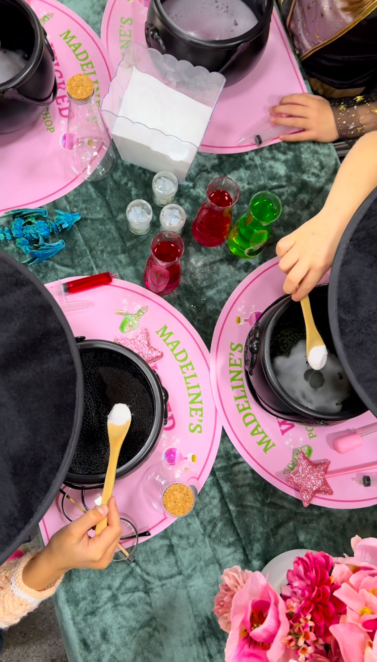 Mini Giants Halloween Potion Workshop – Blueprint