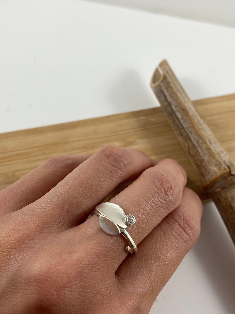 Silver Leaves | Diamond Ring