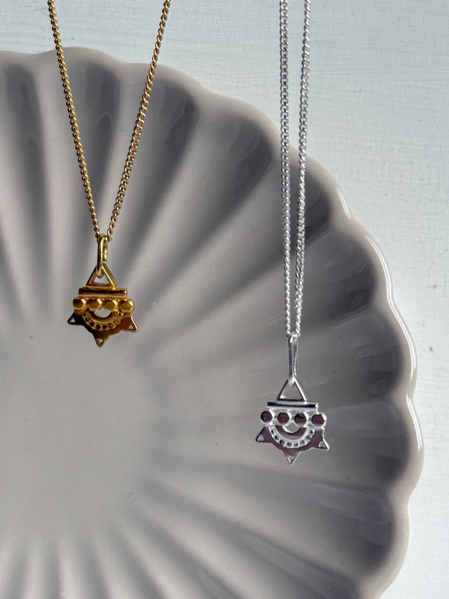 Thumbnail: Solaris Mini Rise Necklace