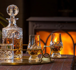 Lounge_Whisky-Fire_9650_WEB_Small.jpg