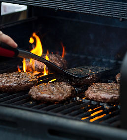Hamburgers in Grill