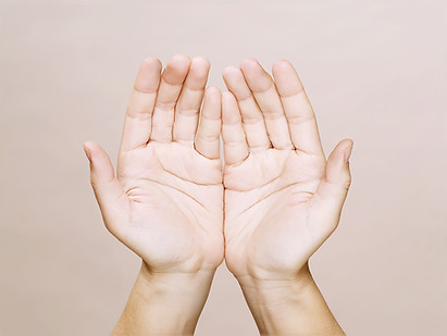 Hands