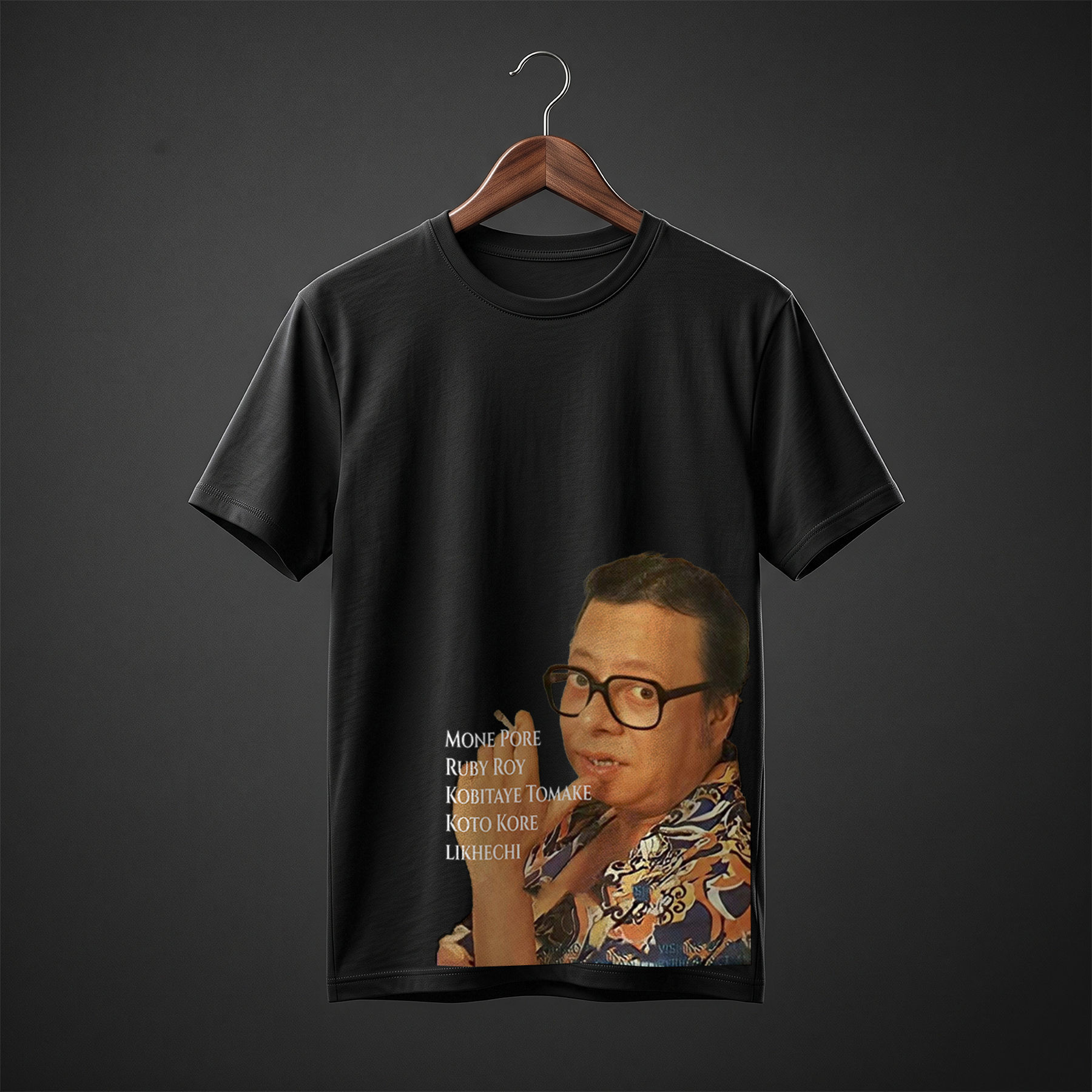 Mone Pore Ruby Roy tee