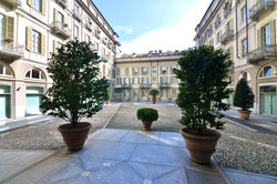AFFITTO - VIA DELLA ROCCA