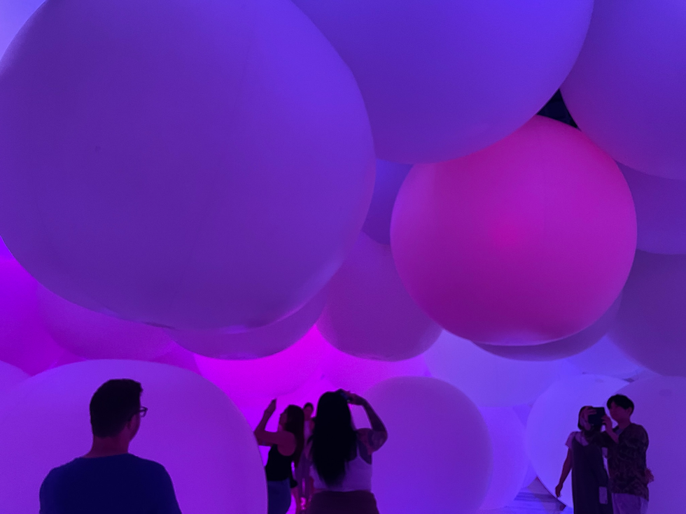 This Room has bubble like thing... They don't do much.