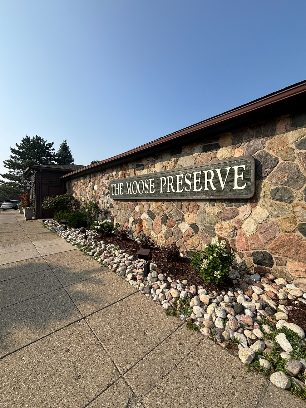 Rustic Dining At The Moose Preserve